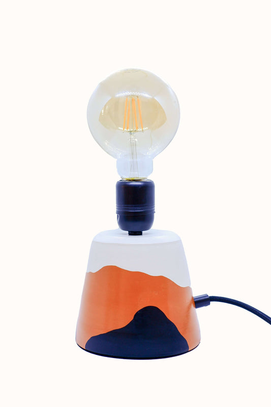 Özel Tasarım Aydınlatma Terracotta Tasarım Terracotta Masa Lambası Terracotta Işık Rustik Işıklandırma minimalist aydınlatma Kişiselleştirilebilir Aydınlatma İşlevsel Masa Lambası İç Mekan Aydınlatma Işıklandırma Sanatı Işık Seviyesi Kişiselleşt