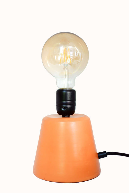 Özel Tasarım Aydınlatma Terracotta Tasarım Terracotta Masa Lambası Terracotta Işık Rustik Işıklandırma minimalist aydınlatma Kişiselleştirilebilir Aydınlatma İşlevsel Masa Lambası İç Mekan Aydınlatma Işıklandırma Sanatı Işık Seviyesi Kişiselleşt