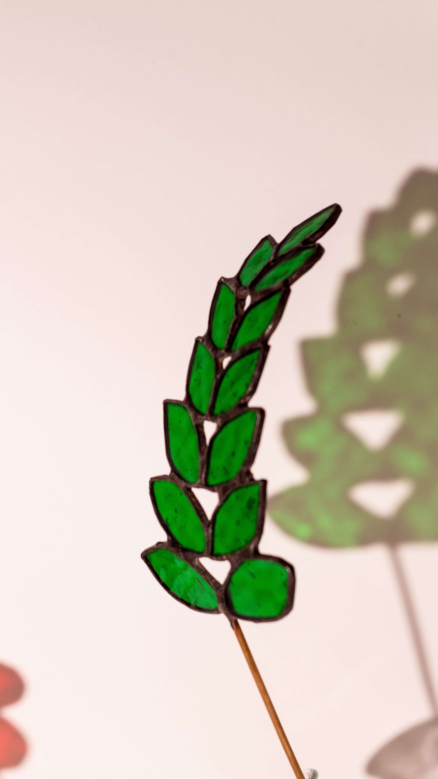 Verdant Curve - Vitray Yaprak