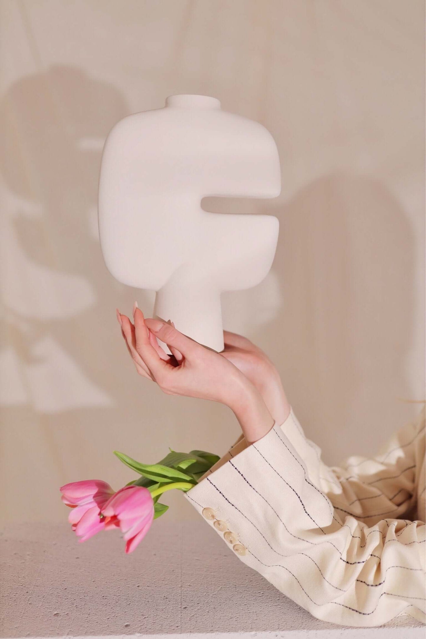 El yapımı seramik vazo El yapımı vazo Seramik çiçek vazosu El yapımı çömlek vazo El yapımı seramik sanat eseri Renkli seramik vazo Geleneksel seramik vazo El işi çömlek vazo El yapımı vazo sanatı Seramik sanat eseri