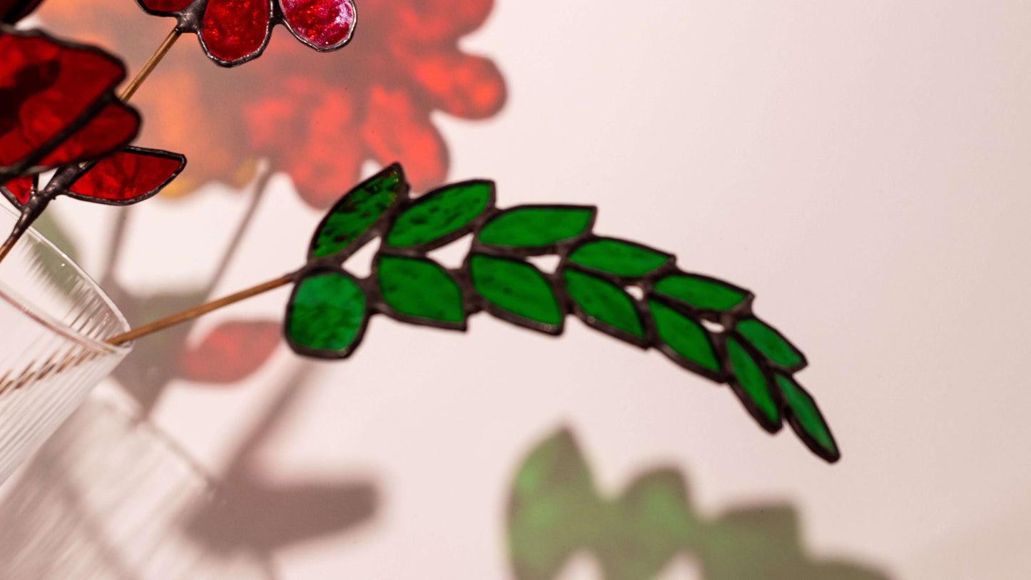 Verdant Curve - Vitray Yaprak